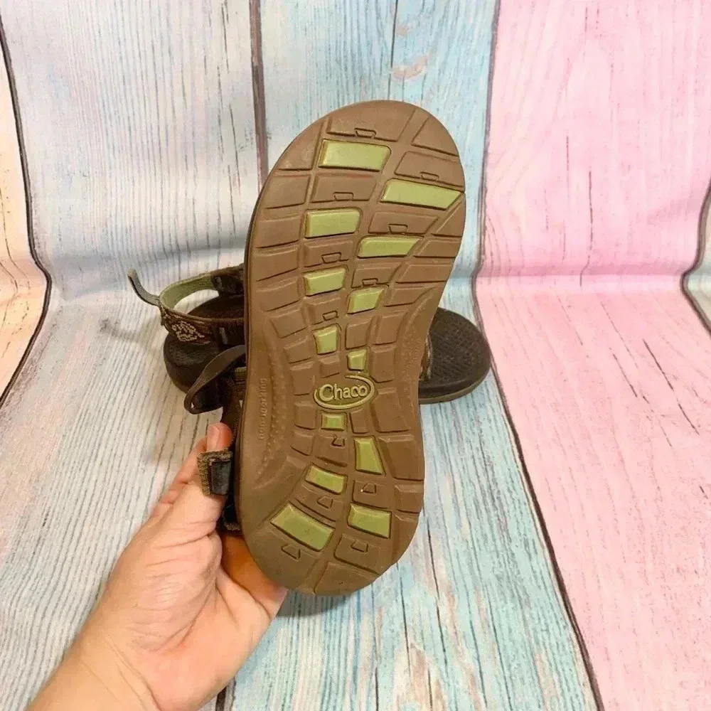 Little kids Chaco strappy sandals size 1 - Picture 11 of 11